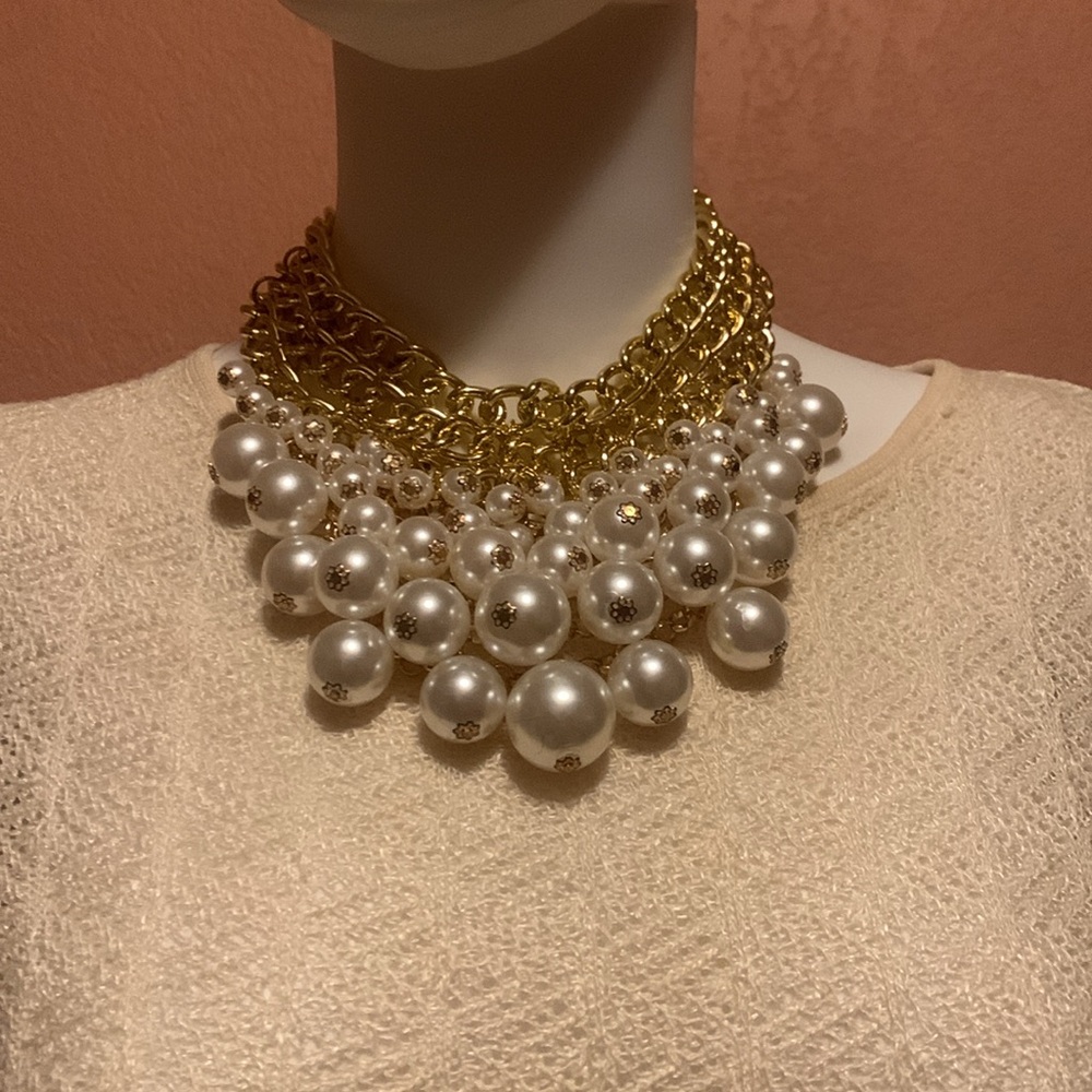 2 broke girls Caroline Channing style bib necklace 330